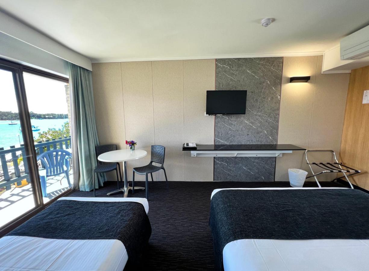 Mariners On The Waterfront Motel Batemans Bay Exterior photo